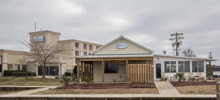 布里其普安特海滨酒店(BridgePointe Hotel & Marina)图片