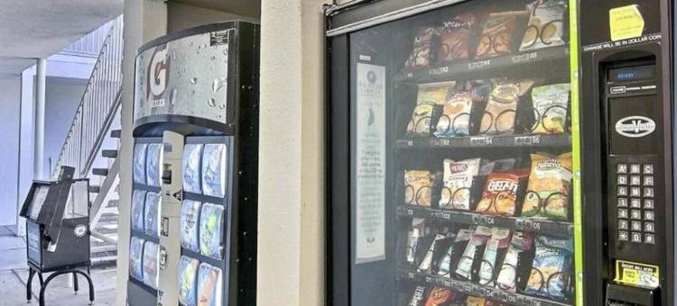 圣巴巴拉6号汽车旅馆 - 戈拉塔(Motel 6 Goleta, CA - Santa Barbara)图片