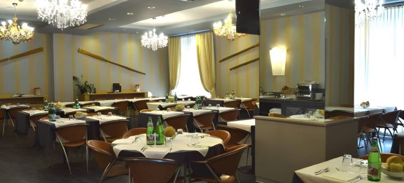 加尔达酒店(Garda Hotel)图片