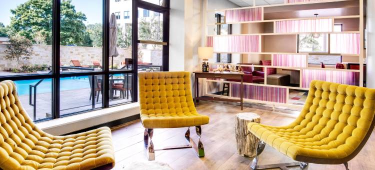 夏洛特上城万枫酒店及套房(Fairfield Inn & Suites Charlotte Uptown)图片