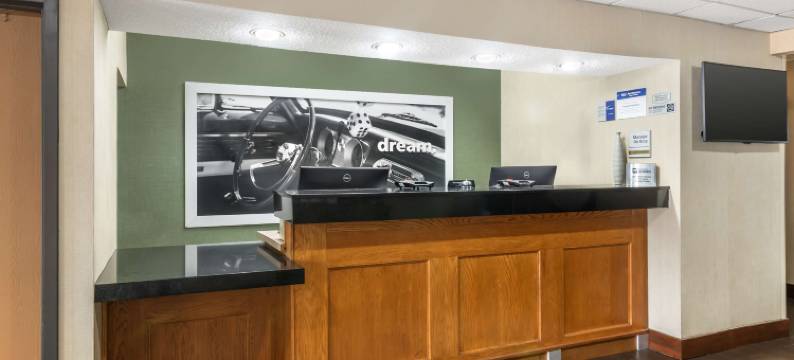 贝斯特韦斯特圣路易斯费尔维尤高地酒店(Best Western St. Louis Fairview Heights)图片