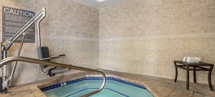 雷德蒙德机场舒适套房酒店(Comfort Suites Redmond Airport)图片