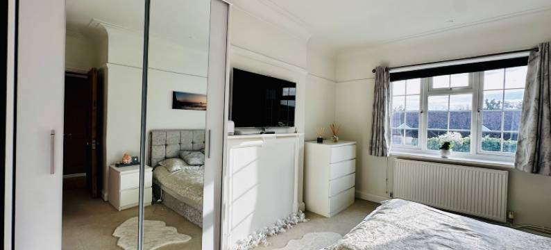 Gerrardscross - Stay4 - 停车 - 宠物可 - 温布利(GerrardsCross - Stay4 - Parking - Petsok - Wembley)图片