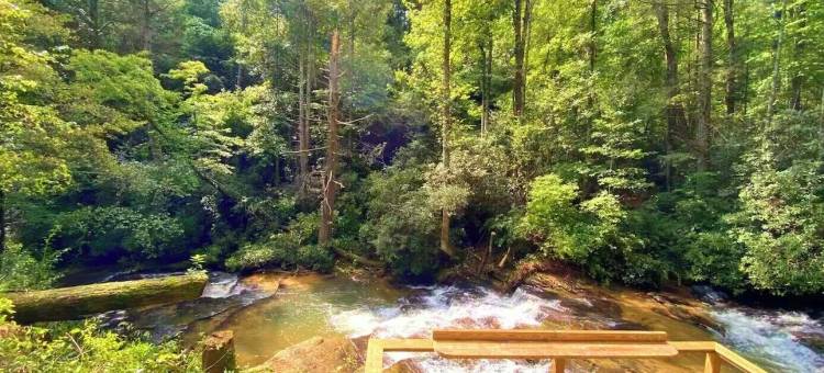 瀑布旅馆(The Cascades Inn-Waterfall Retreat)图片