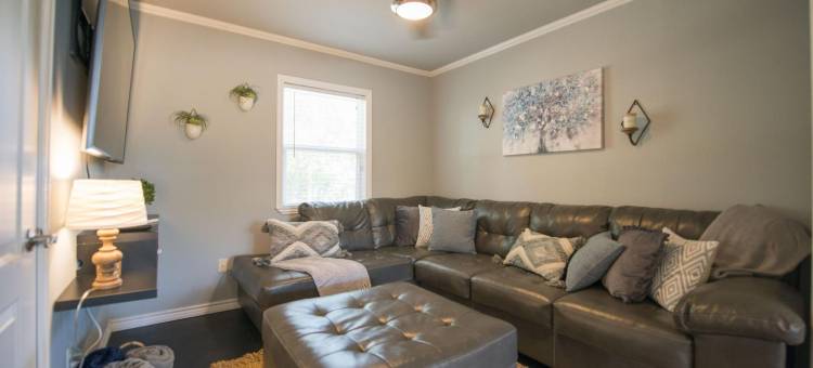 走到Silos的3张床的1960年代的平房附近贝勒(Walk to the Silos! 3 Bed 1960's Bungalow Near Baylor)图片