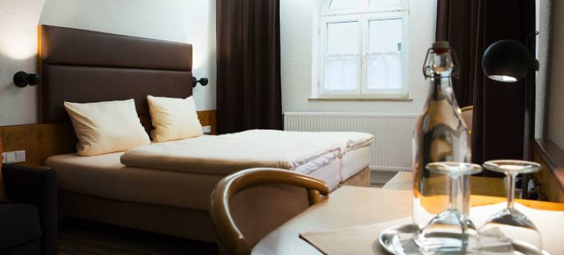 广场餐厅酒店(Hotel Piazza)图片