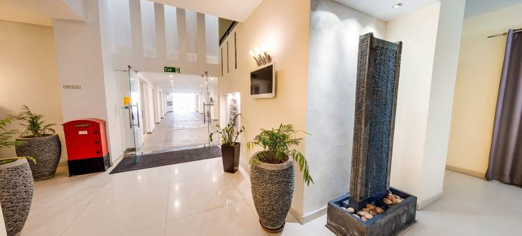 圣朱利安湾酒店(St. Julian's Bay Hotel)图片