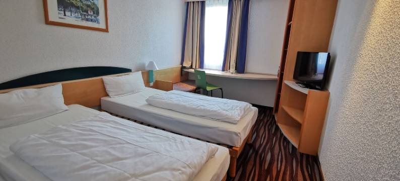 柏林南路德维希斯菲尔德广场酒店(Plaza Inn Berlin Süd Ludwigsfelde)图片