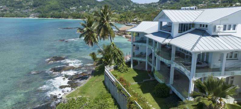 瓦隆恩得海边别墅酒店(VallonEnd Beachfront Villa with Excellent View)图片