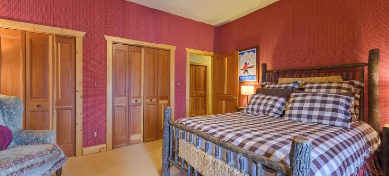 雪堆小屋由Avantstay提供的令人叹为观止的家与优质滑雪通道(Snowdrift Cabin by AvantStay Breathtaking Home w Prime Ski Access)图片