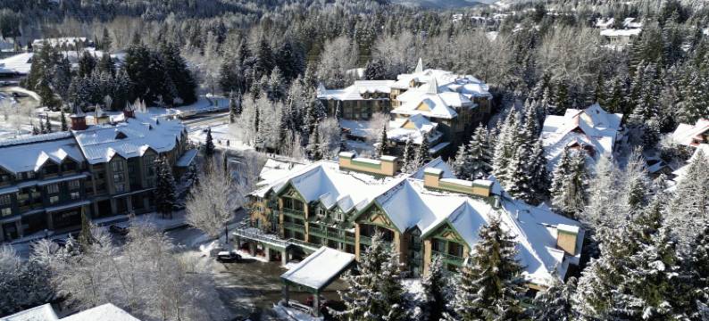 顶峰惠斯勒酒店(Pinnacle Hotel Whistler)图片