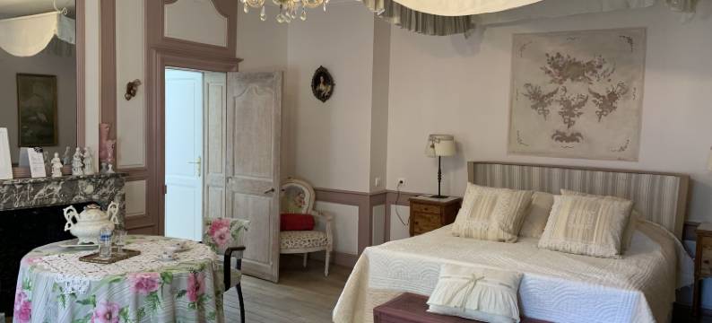 法伊鲁克斯城堡(Le Château de Failloux, Piscine intérieure)图片