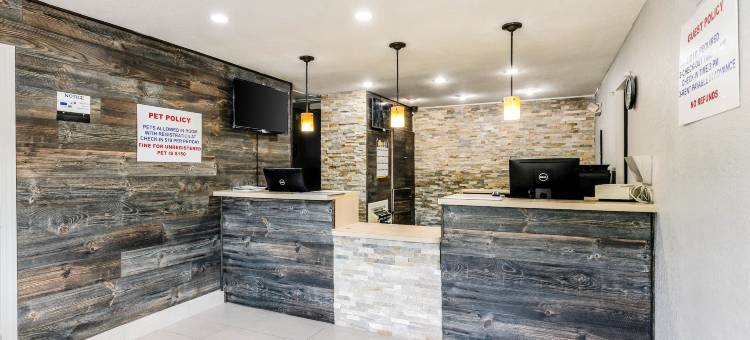 温斯顿塞勒姆52号公路罗德威酒店(Rodeway Inn Winston Salem Route 52)图片