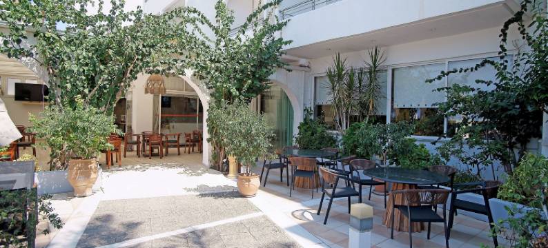 凯帕伊萨海滩酒店(Kyparissia Beach Hotel)图片