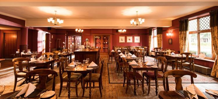 贝尔默罗艾姆斯酒店(Balmoral Arms)图片