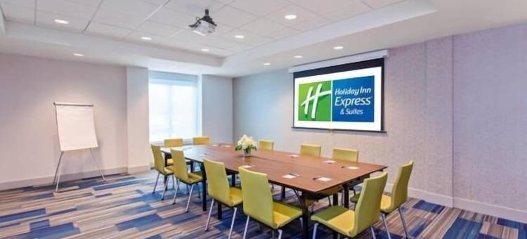 洲际酒店集团智选假日套房酒店奥马哈 - 120街和枫树街(Holiday Inn Express & Suites Omaha - 120TH and Maple)图片