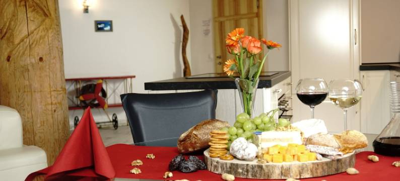 施坦贝尔格湖公寓(LakeStarnberg Apartments)图片