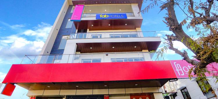 缤旅快捷F9诺伊达27区酒店(FabExpress F9 Noida Sector 27)图片