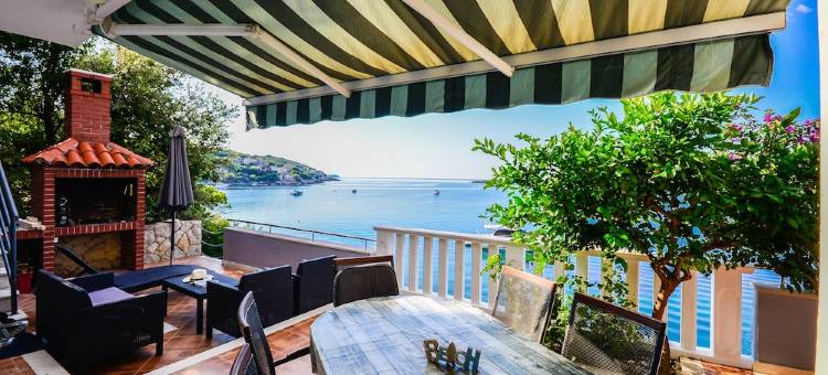 Beach House - Spectacular Beach House with Hot Tub (4 +1 Bedrooms,4 Bathrooms)图片