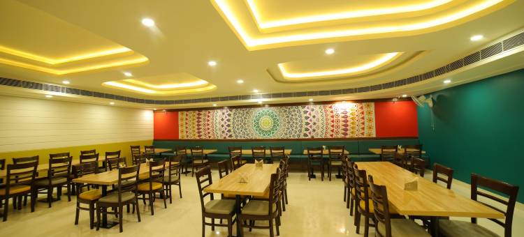 Vijay维拉斯酒店(Vijay Vilas Hotel & Convention Hall)图片