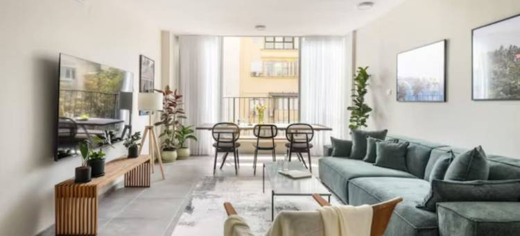Spacious & Bright 3BR Apartment图片