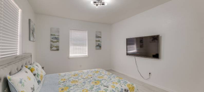 爱丁堡的现代化家庭，只需走半英里就能到达Utrgv！(Modern Home in Edinburg Half-Mi Walk to Utrgv!)图片