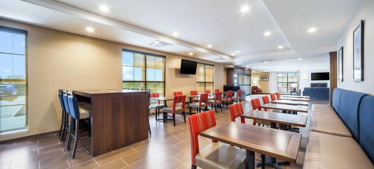 北普拉特I-80舒适套房酒店(Comfort Inn & Suites North Platte I-80)图片