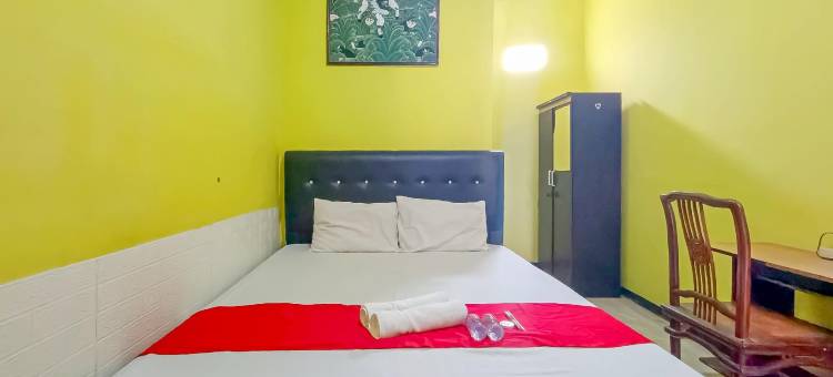 OYO 92998威路登客栈(Wiludjeng Guest House Syariah Near Alun Alun Sragen Mitra RedDoorz)图片