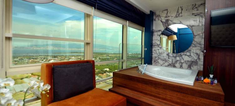 伊兹密尔温德姆华美达安可酒店(Ramada Encore by Wyndham Izmir)图片