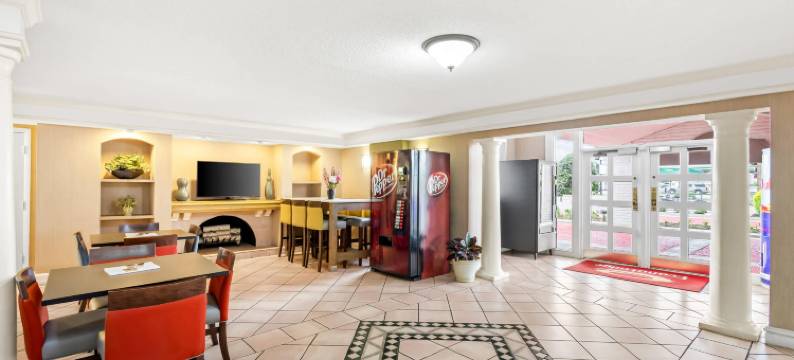 伊克诺小屋奥古斯塔北 - 华盛顿路(Econo Lodge Augusta North - Washington Road)图片