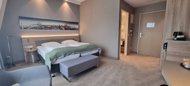 汉堡哈尔堡TOP城市线全景酒店(Hotel Panorama Hamburg-Harburg)图片