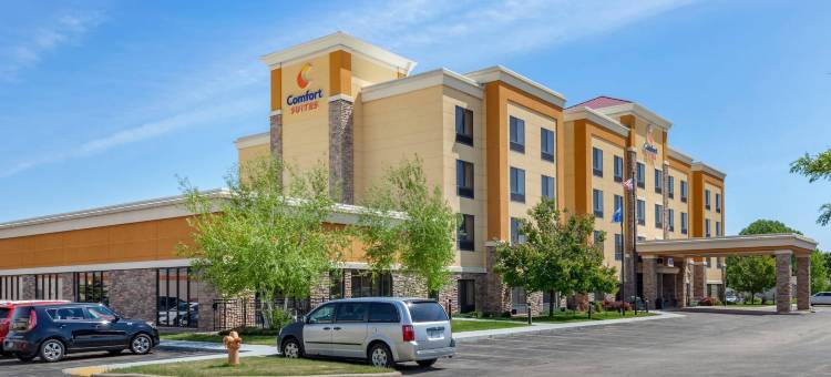 奥什科什舒适套房酒店(Comfort Suites)图片