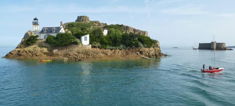 Holiday Home in Brittany near Penze River图片