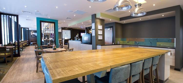 优品迎曼彻斯特索尔福德媒体城(Premier Inn Manchester Salford Media City)图片