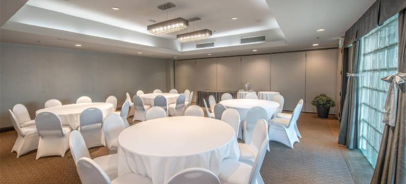 科斯特朗斯代尔码头酒店(Coast Lonsdale Quay Hotel)图片