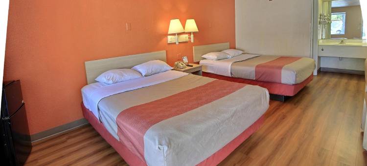 德克萨斯阿瓦拉多 6 号汽车旅馆(Motel 6 Alvarado, TX)图片