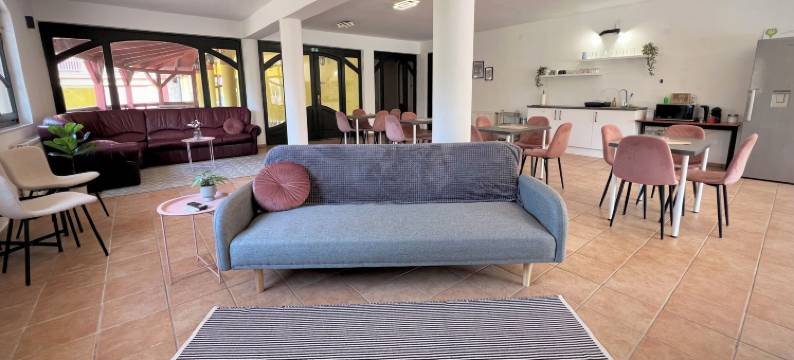 努斯巴姆潘西欧酒店(Nussbaum Panzió)图片