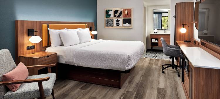 千橡市纽伯里公园拉昆塔温德姆套房酒店(La Quinta Inn & Suites by Wyndham Thousand Oaks-Newbury Park)图片