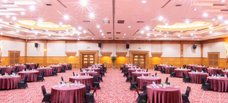 巴东洛基广场酒店(Rocky Plaza Hotel Padang)图片