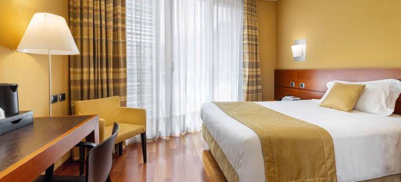 民宿酒店因佩里亚罗西尼剧院(B&B HOTEL Imperia Rossini al Teatro)图片