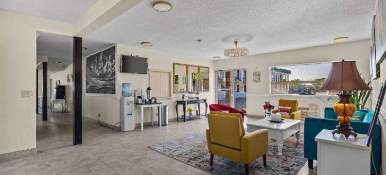 红箭旅馆及套房，温德姆旗下Travelodge(Red Arrow Inn & Suites, a Travelodge by Wyndham)图片