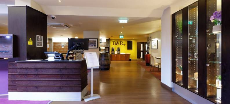 霍尔马克格罗切斯特酒店(Gloucester Robinswood Hotel by Sunday)图片