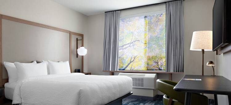 费耶特维尔万枫酒店及套房(Fairfield Inn & Suites Fayetteville)图片