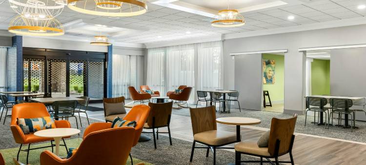 Holiday Inn 阿克伦的西(Spark by Hilton Akron Fairlawn)图片