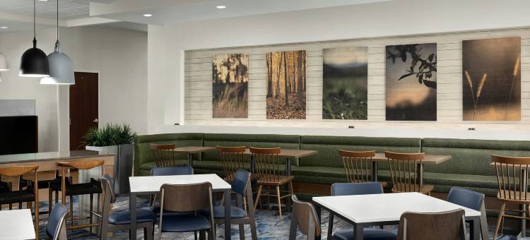 亚特兰大斯托克布里奇万枫套房酒店(Fairfield Inn & Suites Atlanta Stockbridge)图片