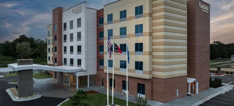韦尔登万豪国际万枫酒店及套房(Fairfield by Marriott Inn & Suites Weldon)图片