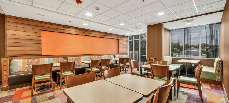 兰伯顿万枫套房酒店(Fairfield Inn & Suites Lumberton)图片