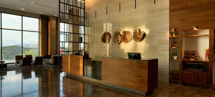 节日酒店梅尼达阿尔塔布里萨(Fiesta Inn Mérida Altabrisa)图片