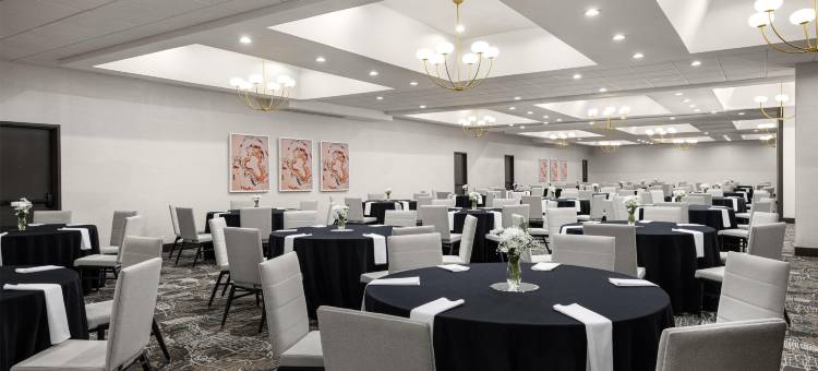 辛辛那提东北布鲁艾施希尔顿安泊套房酒店(Embassy Suites by Hilton Cincinnati Northeast Blue Ash)图片