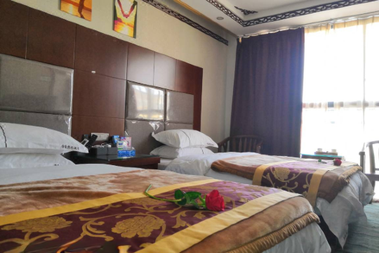 南端(鸿安人家门口)显示地图携程酒店昌宁酒店昌宁帝豪温泉酒店1间, 1